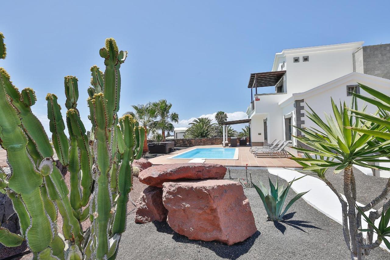 فيلا Sea Winds Lanzarote بلايا بلانكا المظهر الخارجي الصورة